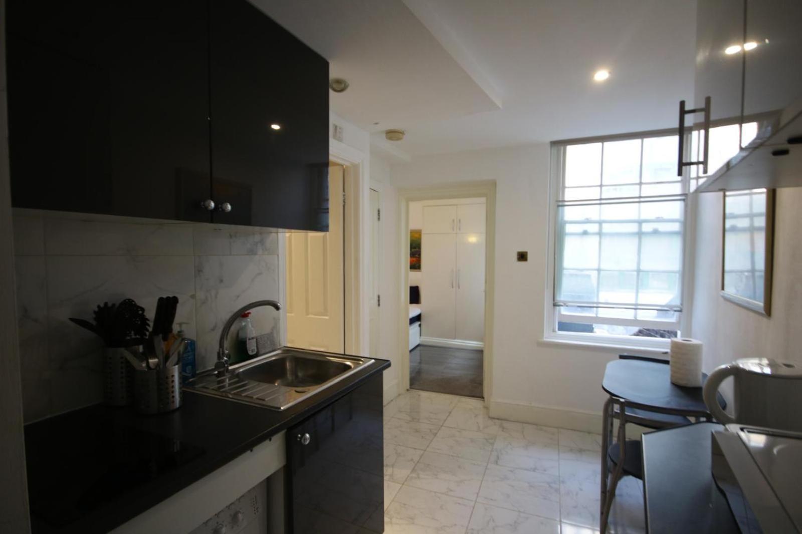 1-bed Flat By Liverpool Street Londra